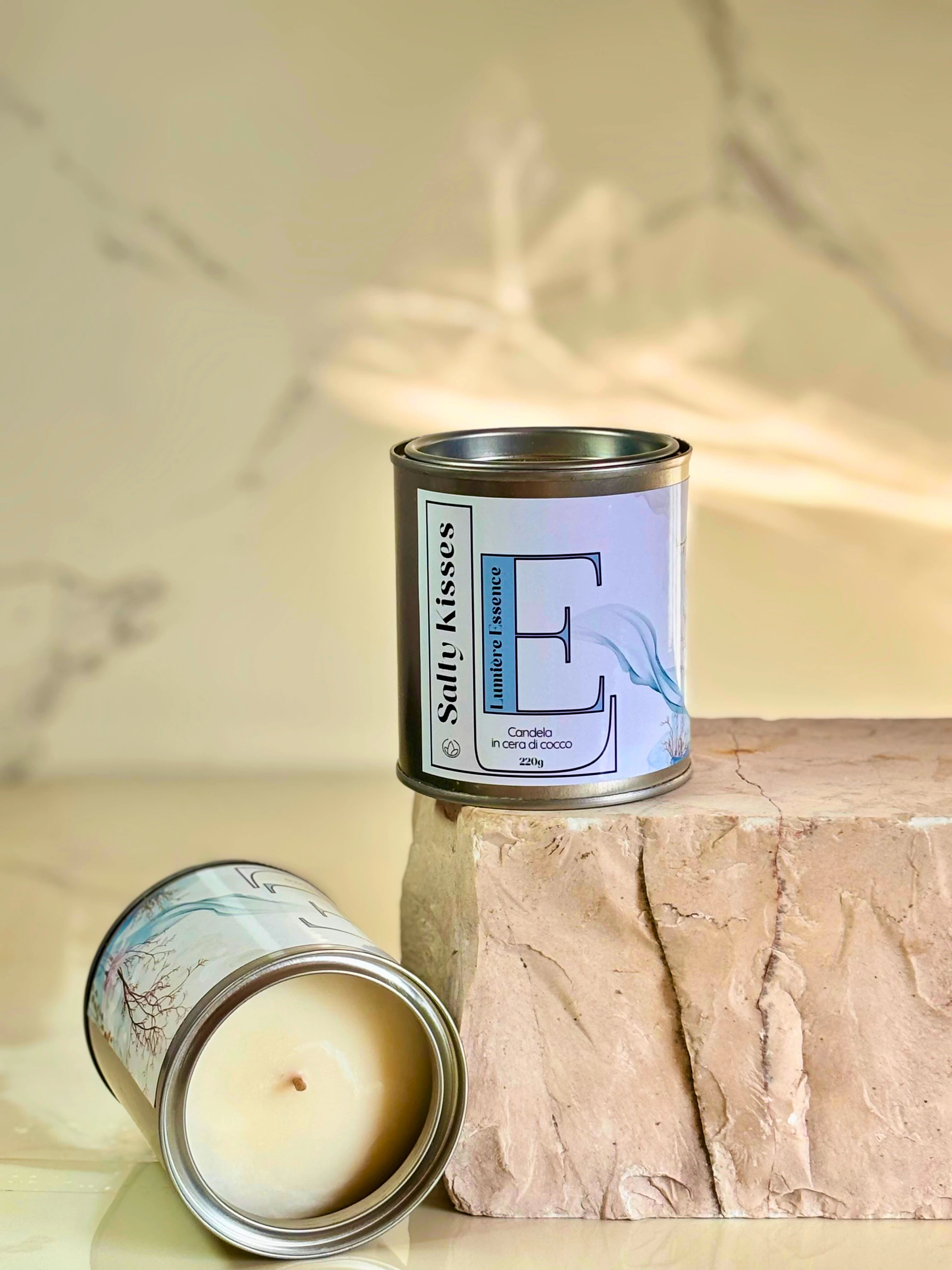 Candela Salty Kisses da 220gr in jar elegante, area decorativa con cera di cocco e aroma salato