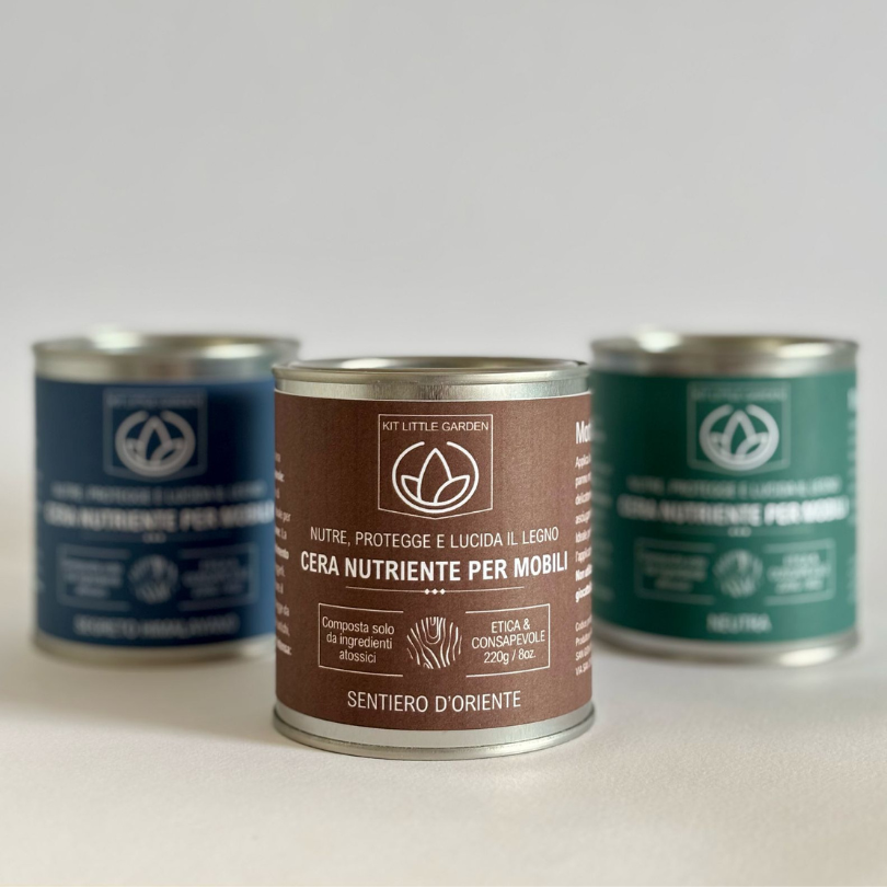 Scopri l’eleganza e il calore del Sentiero d’Oriente – Cera naturale per superfici preziose.