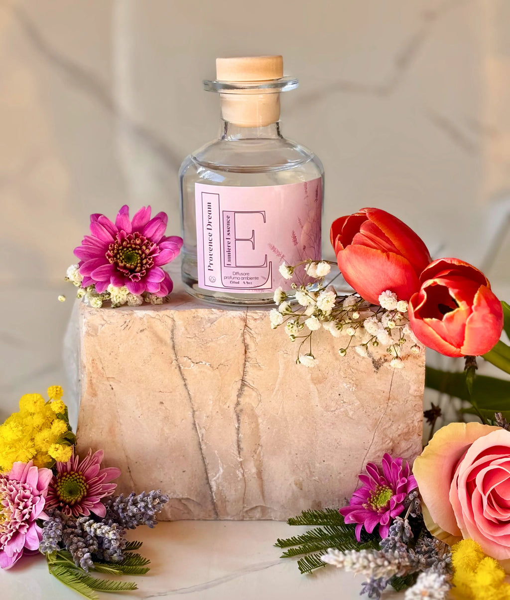 Diffusore d'ambiente Provence Dream in elegante design con bastoncini aroma e flacone da 130ml