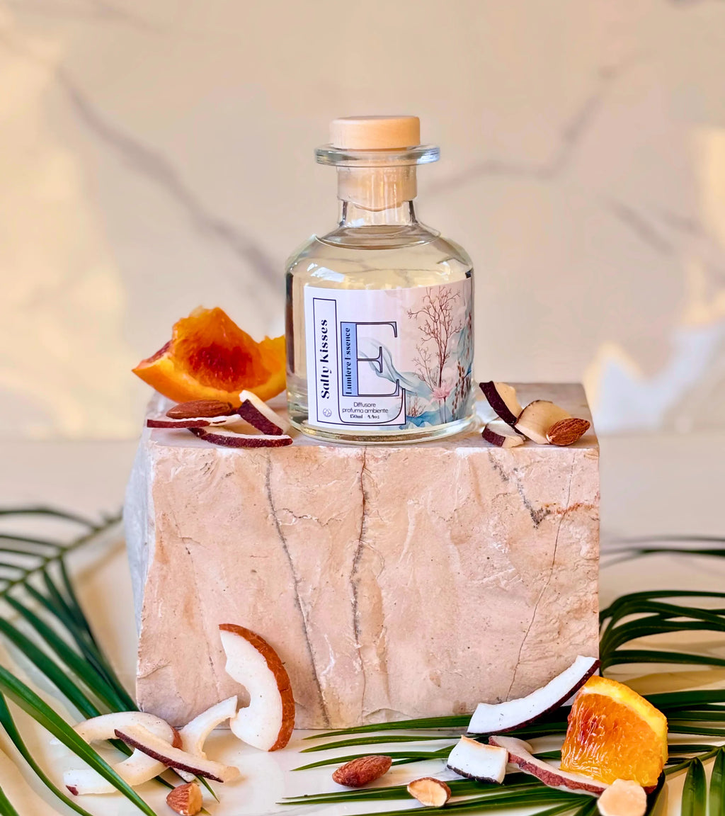 Diffusore d'ambiente Salty Kisses con bastoncini, flacone elegante da 130ml per profumare gli spazi.