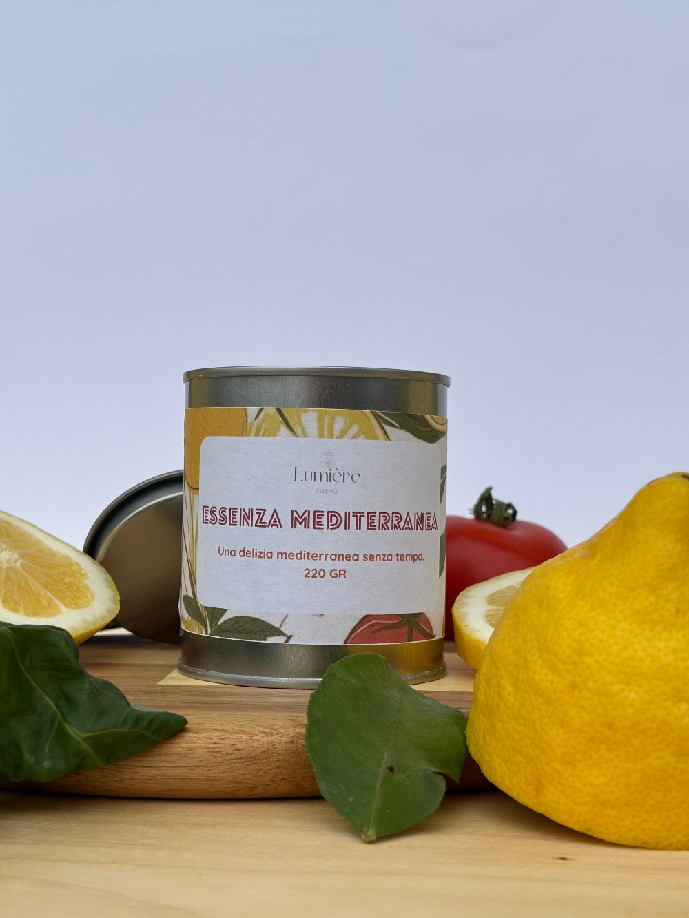 Essenza Mediterranea Candela: Un Viaggio Sensoriale tra Sole e Mare